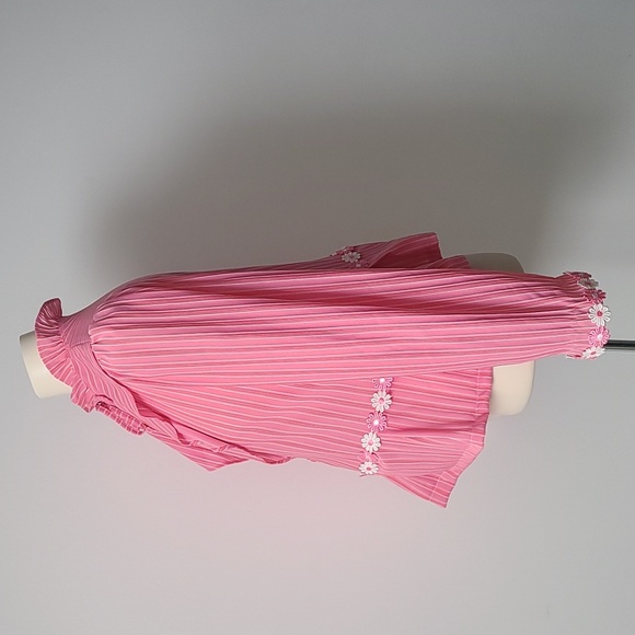 Refashioned Vintage Ruffle Floral Top (M/L) 💗🌸 - Picture 4 of 8